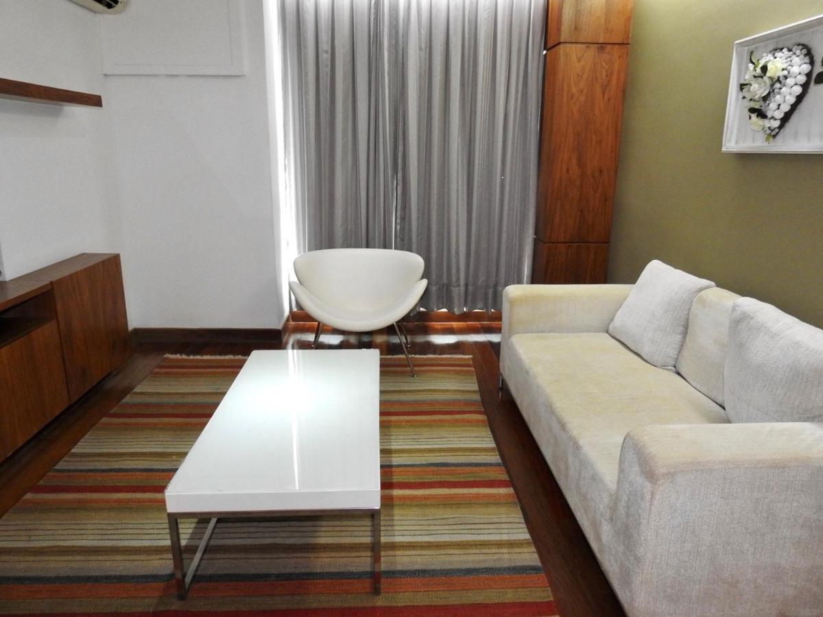 Constantino Hotel E Eventos ジュイス・デ・フォーラ エクステリア 写真 A living room