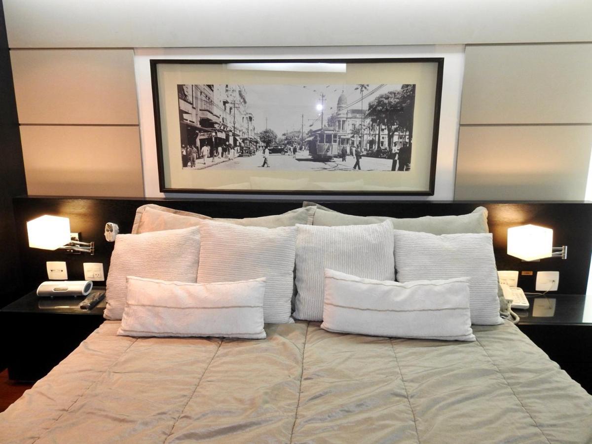 Constantino Hotel E Eventos ジュイス・デ・フォーラ エクステリア 写真 A bedroom in the hotel